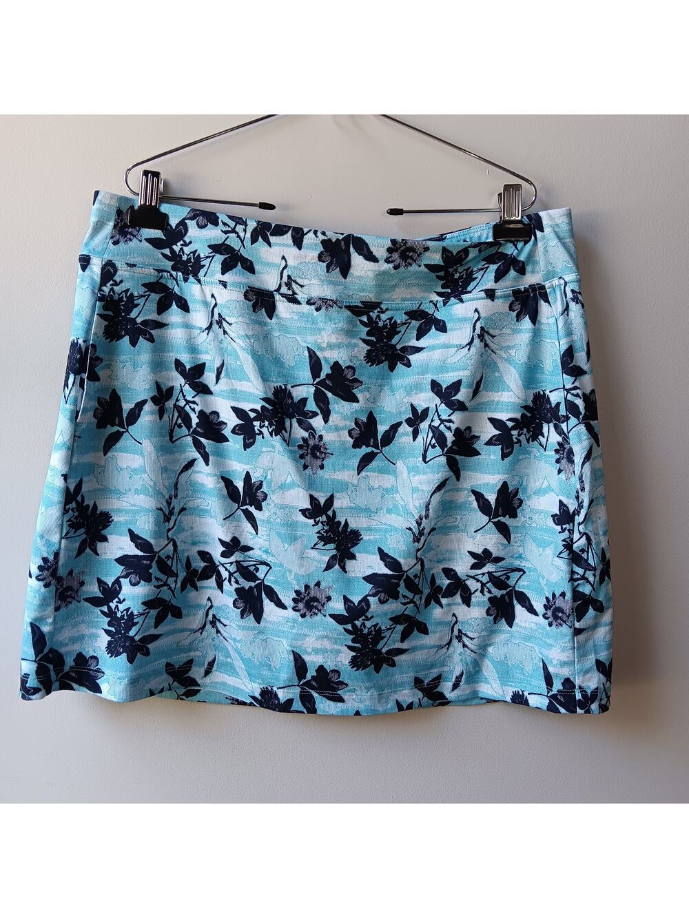 Callaway Skort XXL Light Blue White Navy Flowers Front Pockets